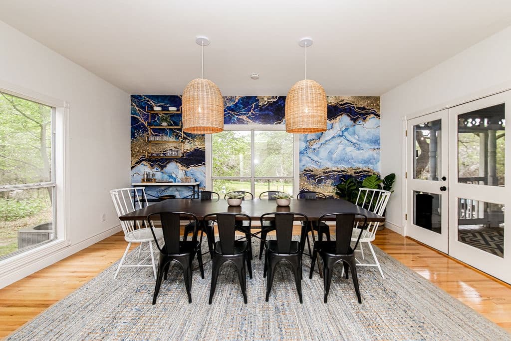 Hill Country Hideaway - Image 15