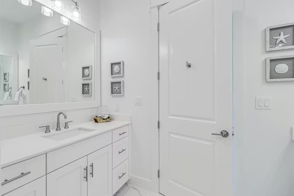 Beachfront Bliss - Image 23