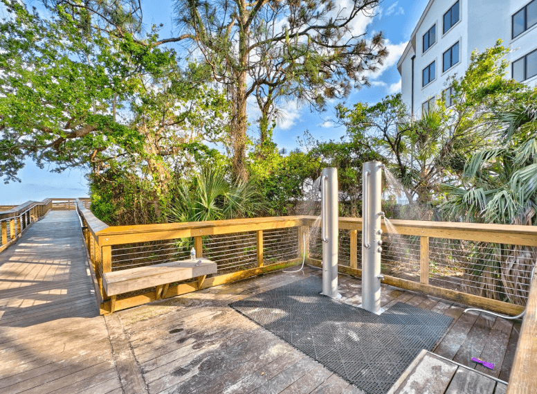 Five Beach Bums - Image 44