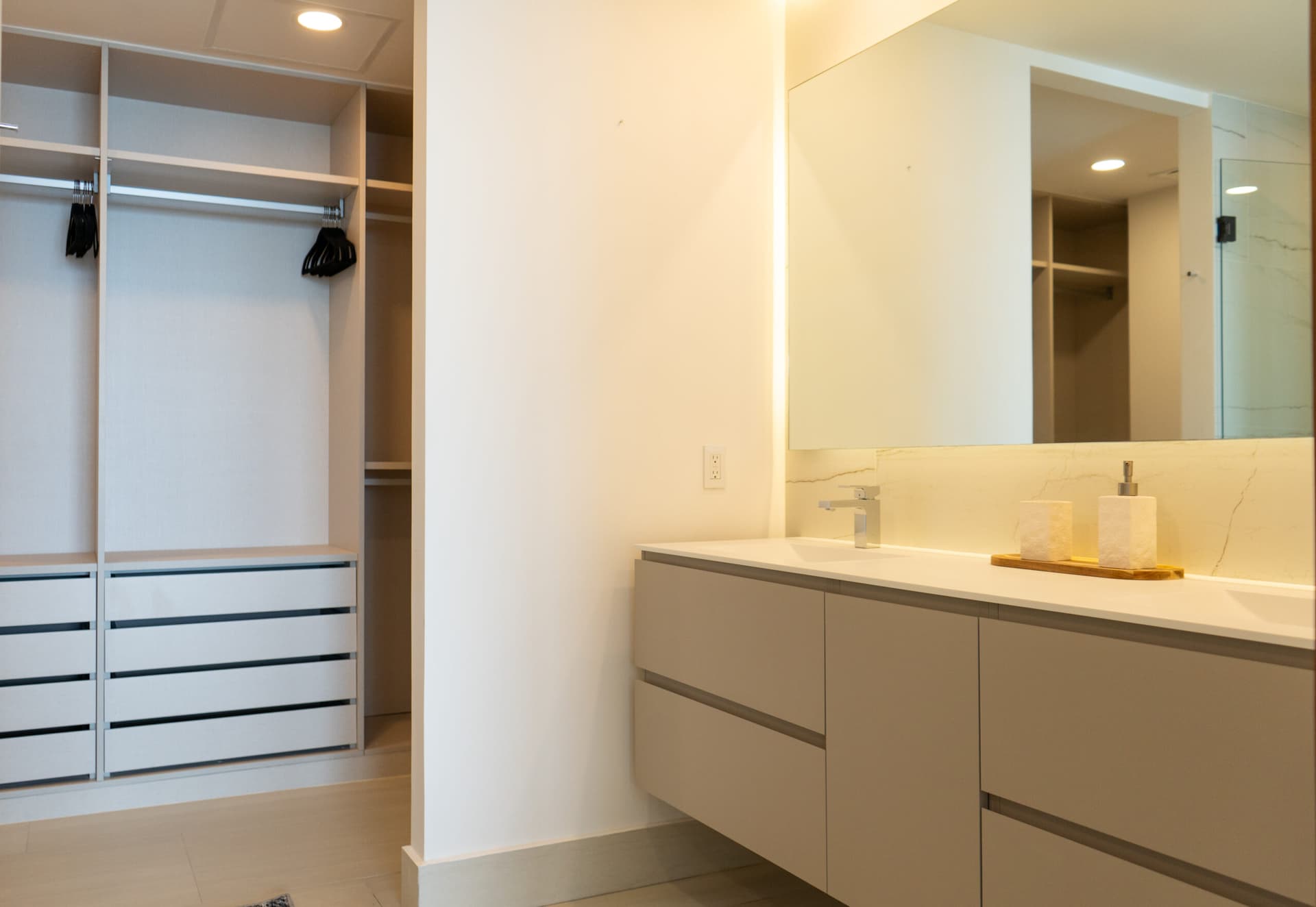 Udara Condo #2D - Image 19