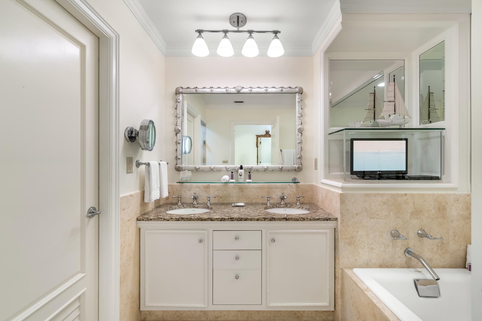 Ritz-Carlton Residence #402 - Image 3