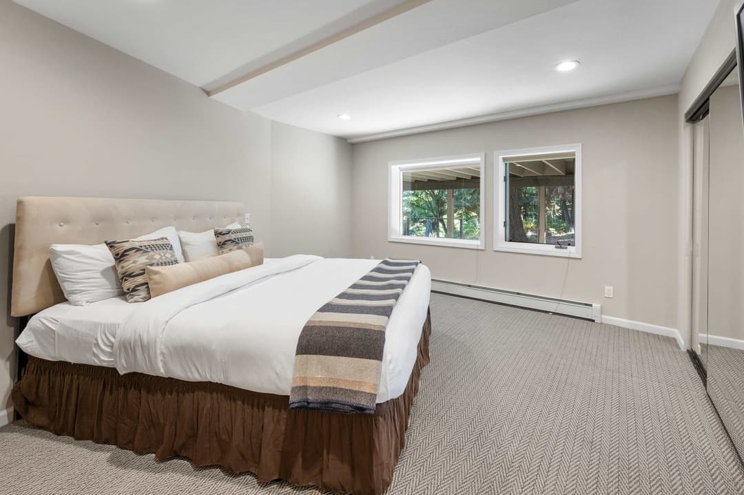 Cheshire Villa - Image 20