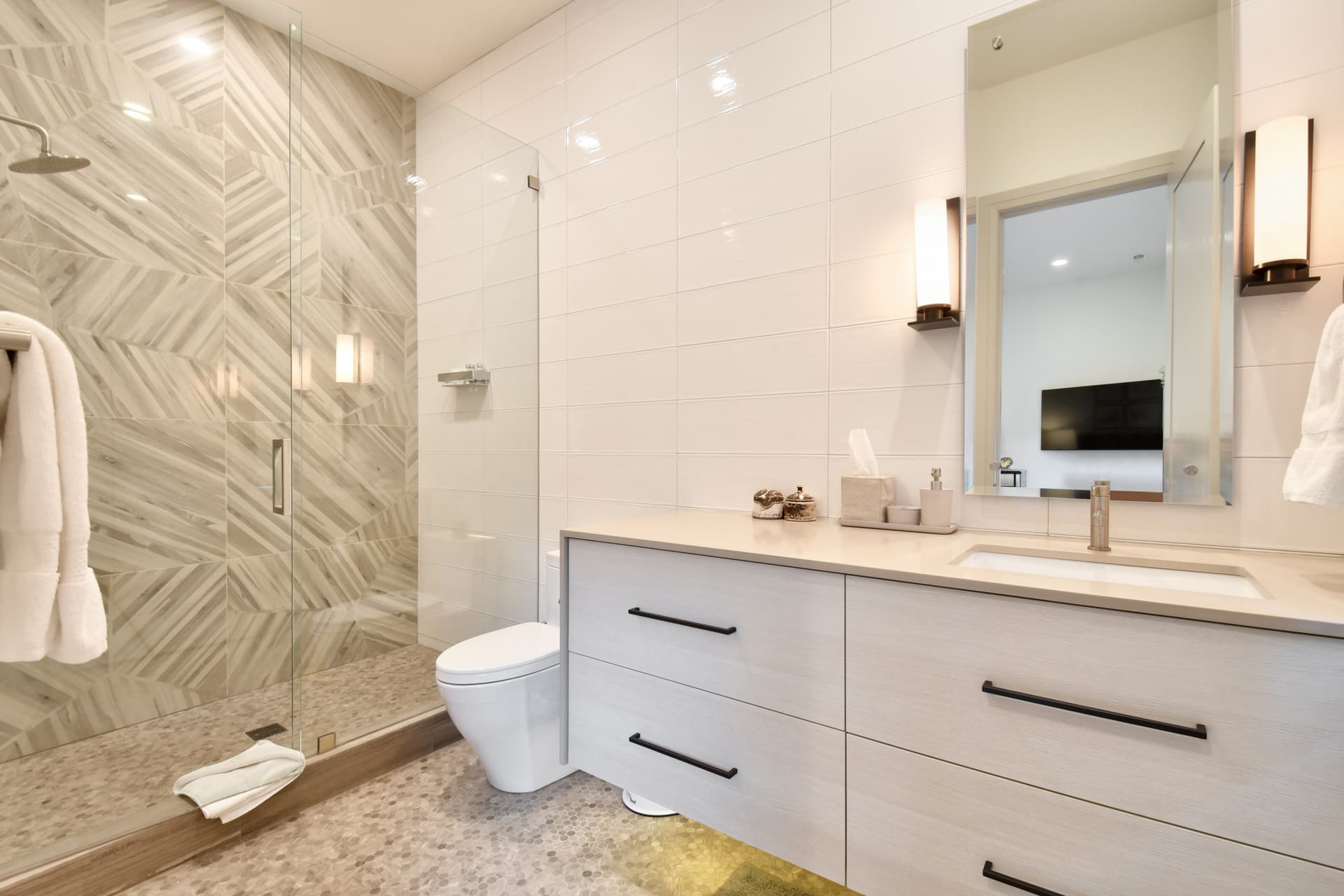 Juniper Landing Home - Image 25