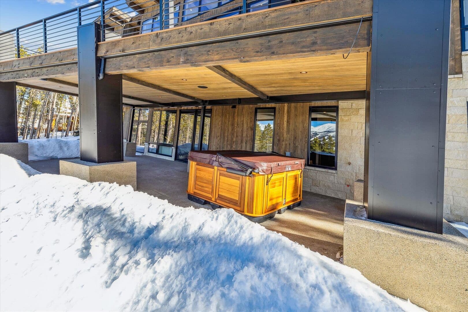 Modern View Manor - Image 48