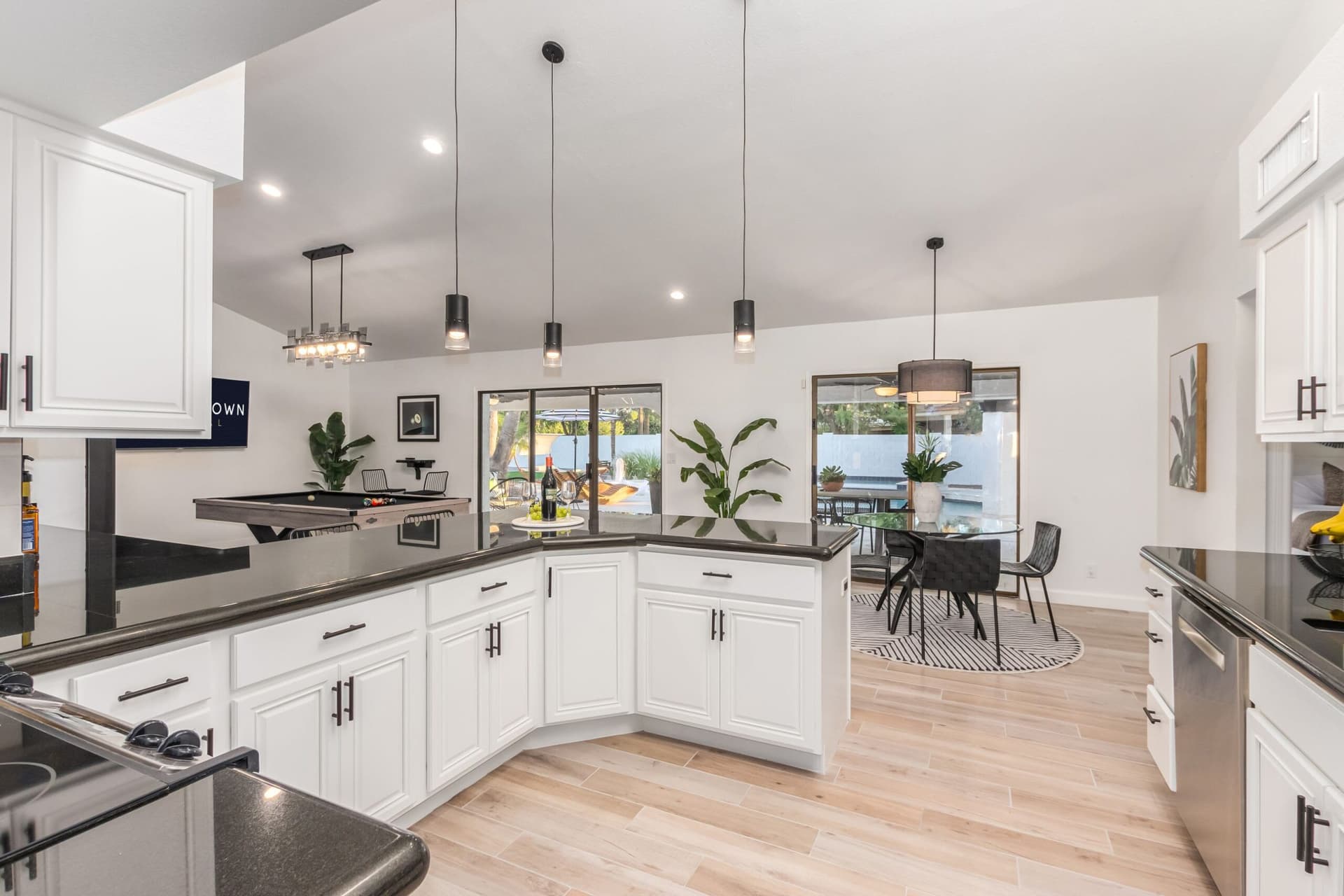 Palms Lux Place - Image 13