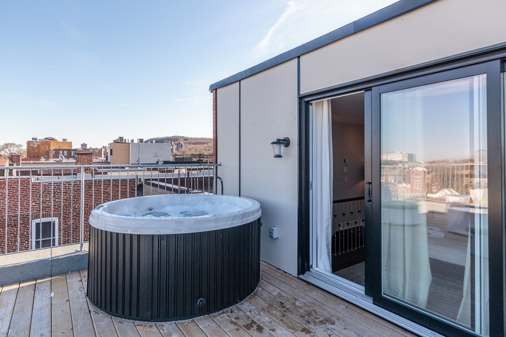 Damase Villa - Image 44