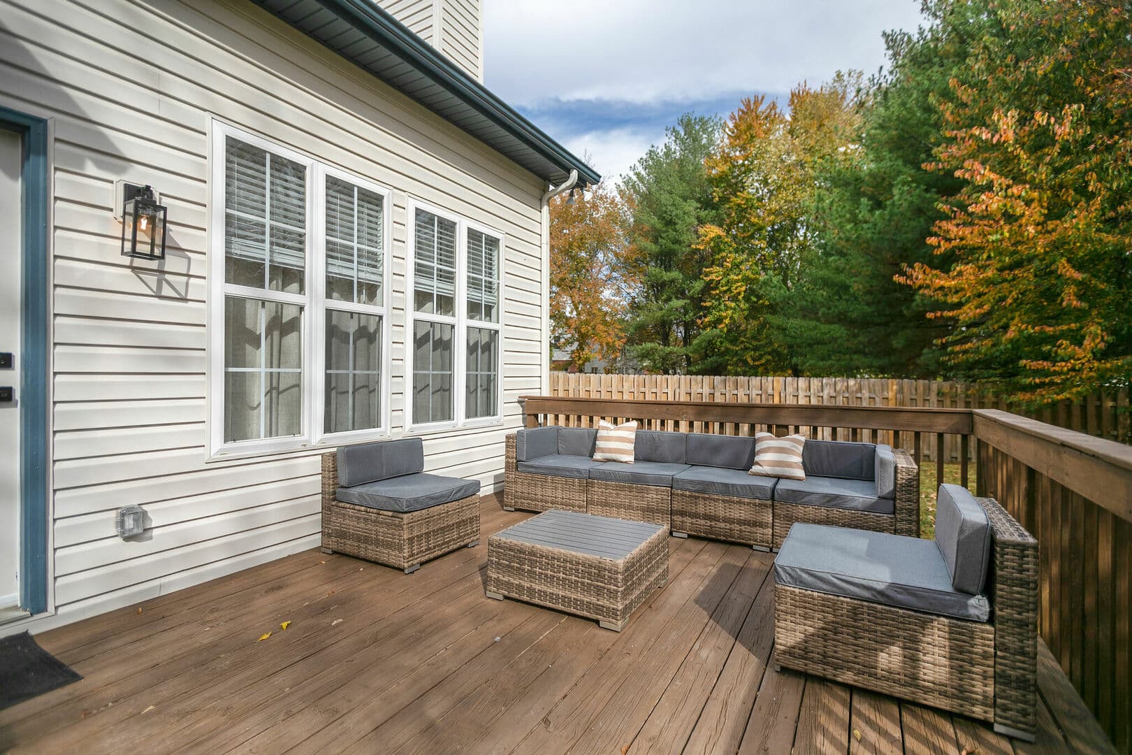 Ewingville House - Image 30