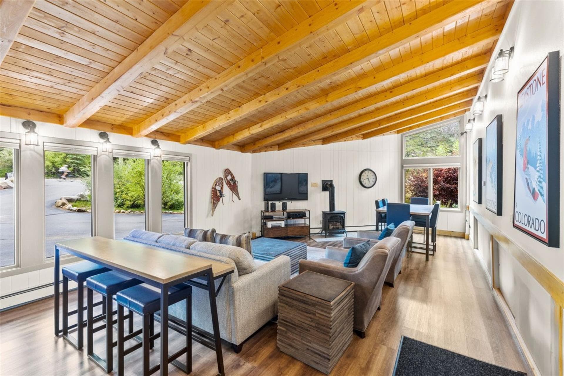 Cedar Cabin - Image 21