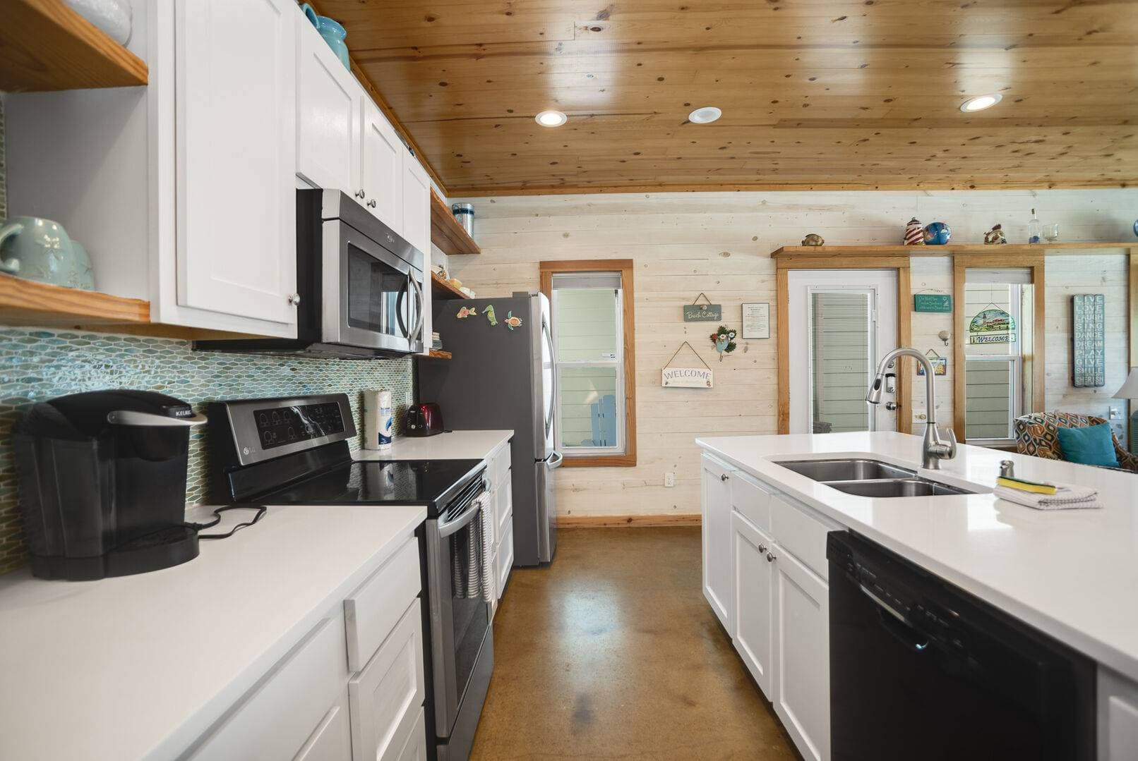 Ruby Tuesday  - Image 5