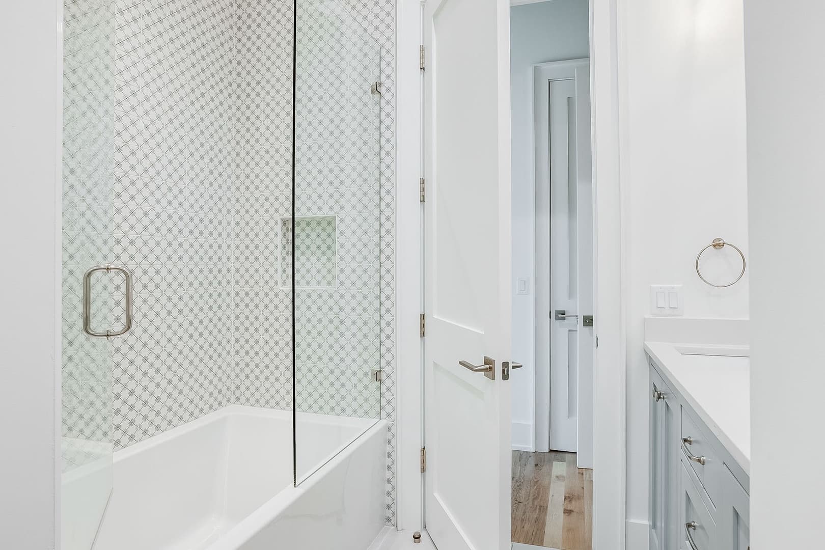 Coastal Comfort - Image 47