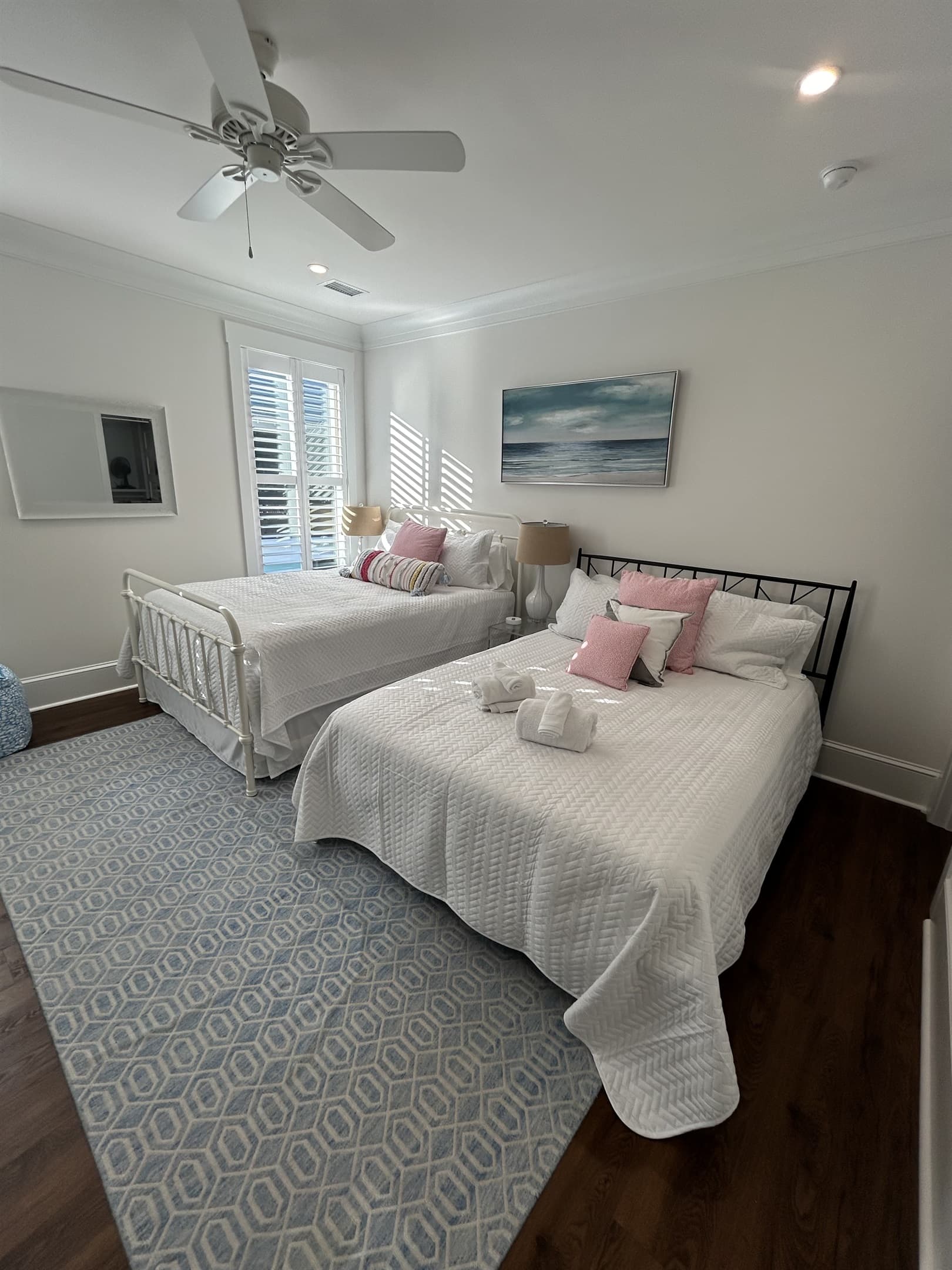 Modern Isle - Image 22