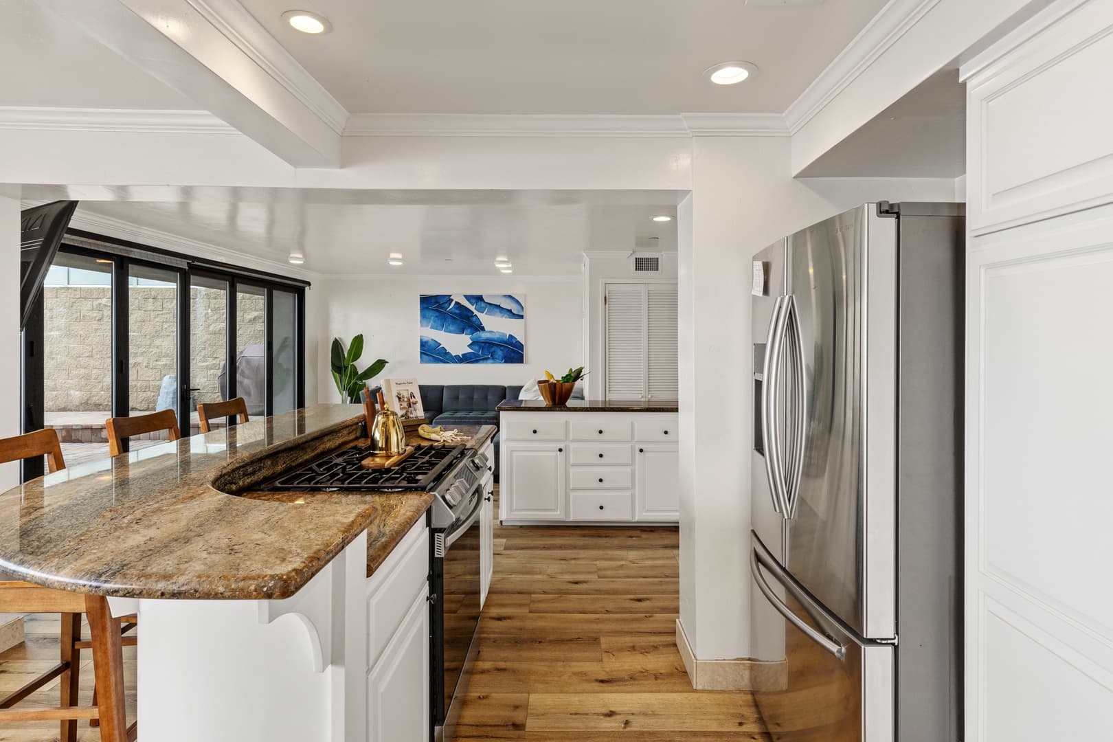 Mahogany Manor - Image 11