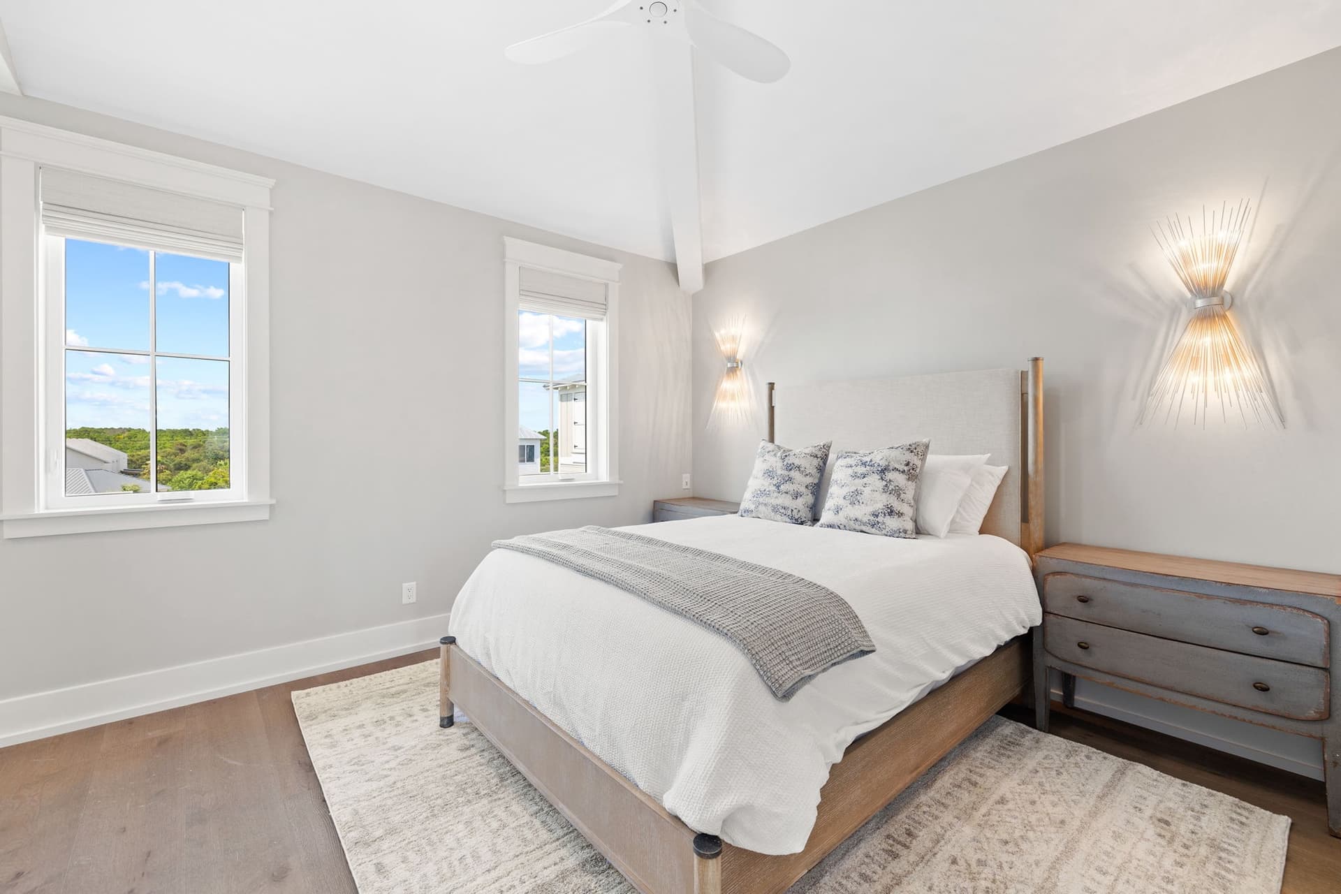 Emerald View - Image 38