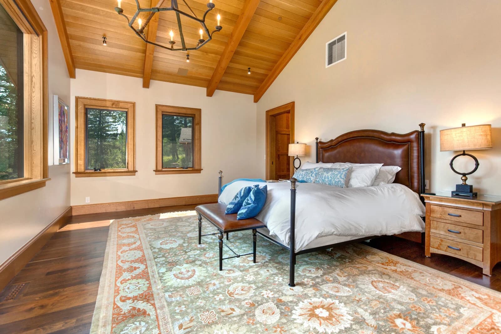 Heartwood Lodge - Image 21