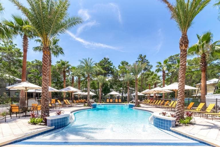 Georgia Peach at the Beach - Image 2