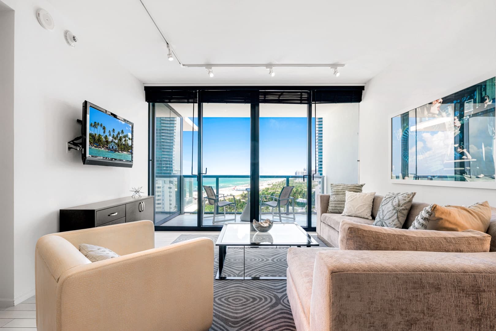 W South Beach Residence #1114 - Image 4