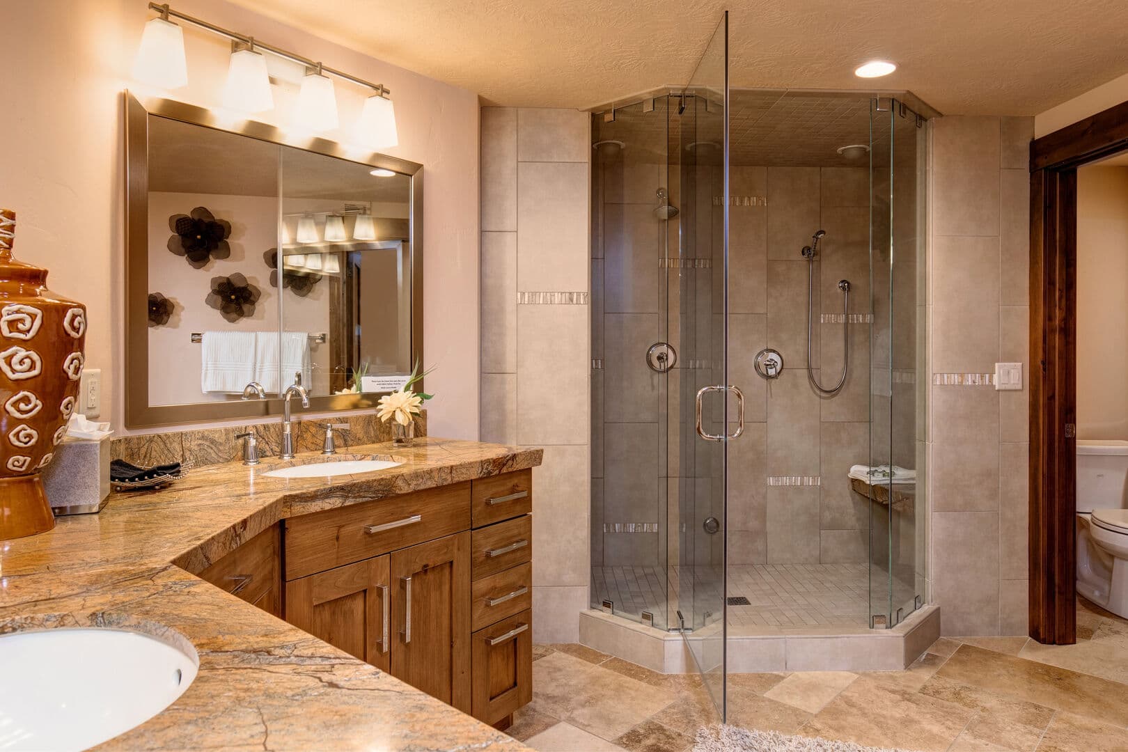 Atop Park City - Image 30