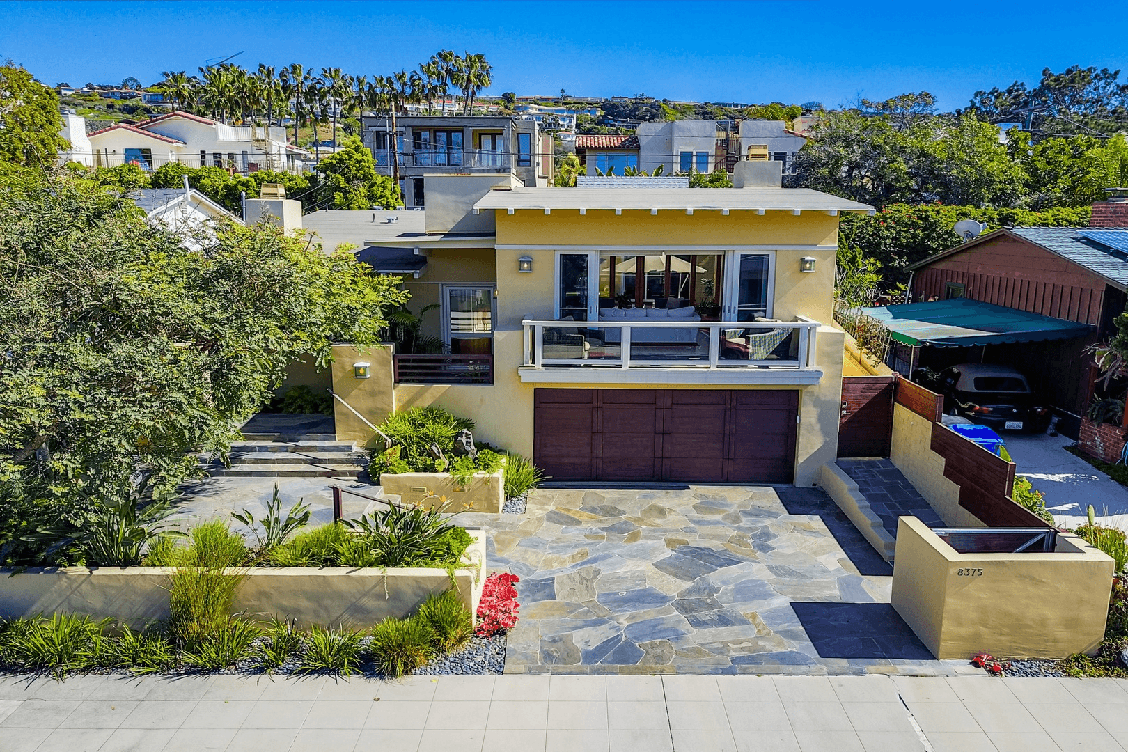Summer Sea Home - Image 1