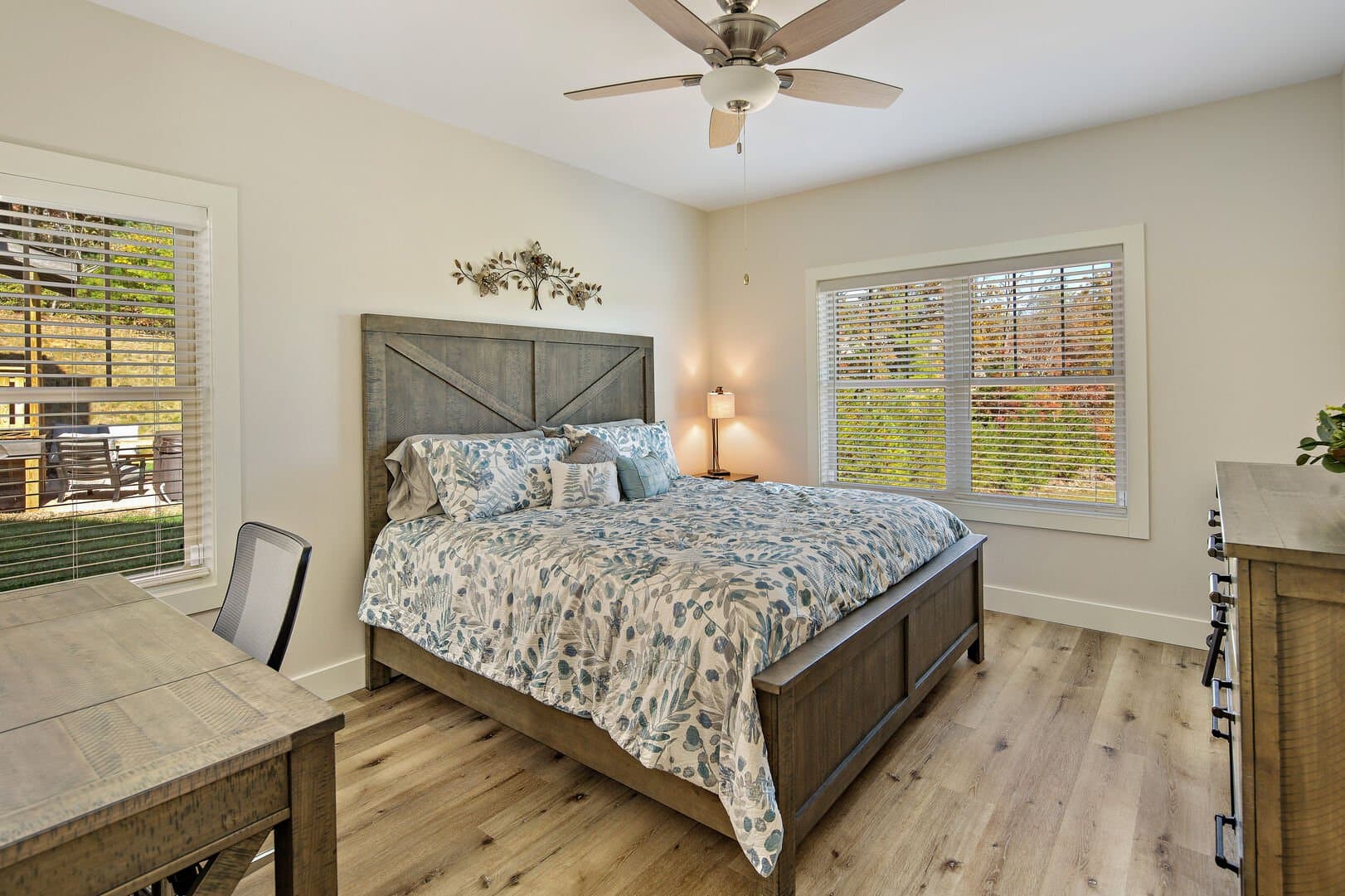 Hilltop Splendor House - Image 15