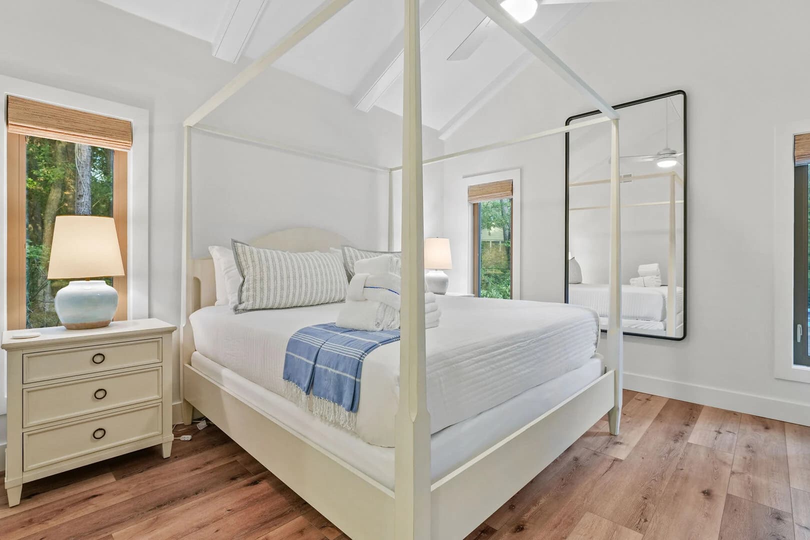 Cardinals Cradle - Image 22