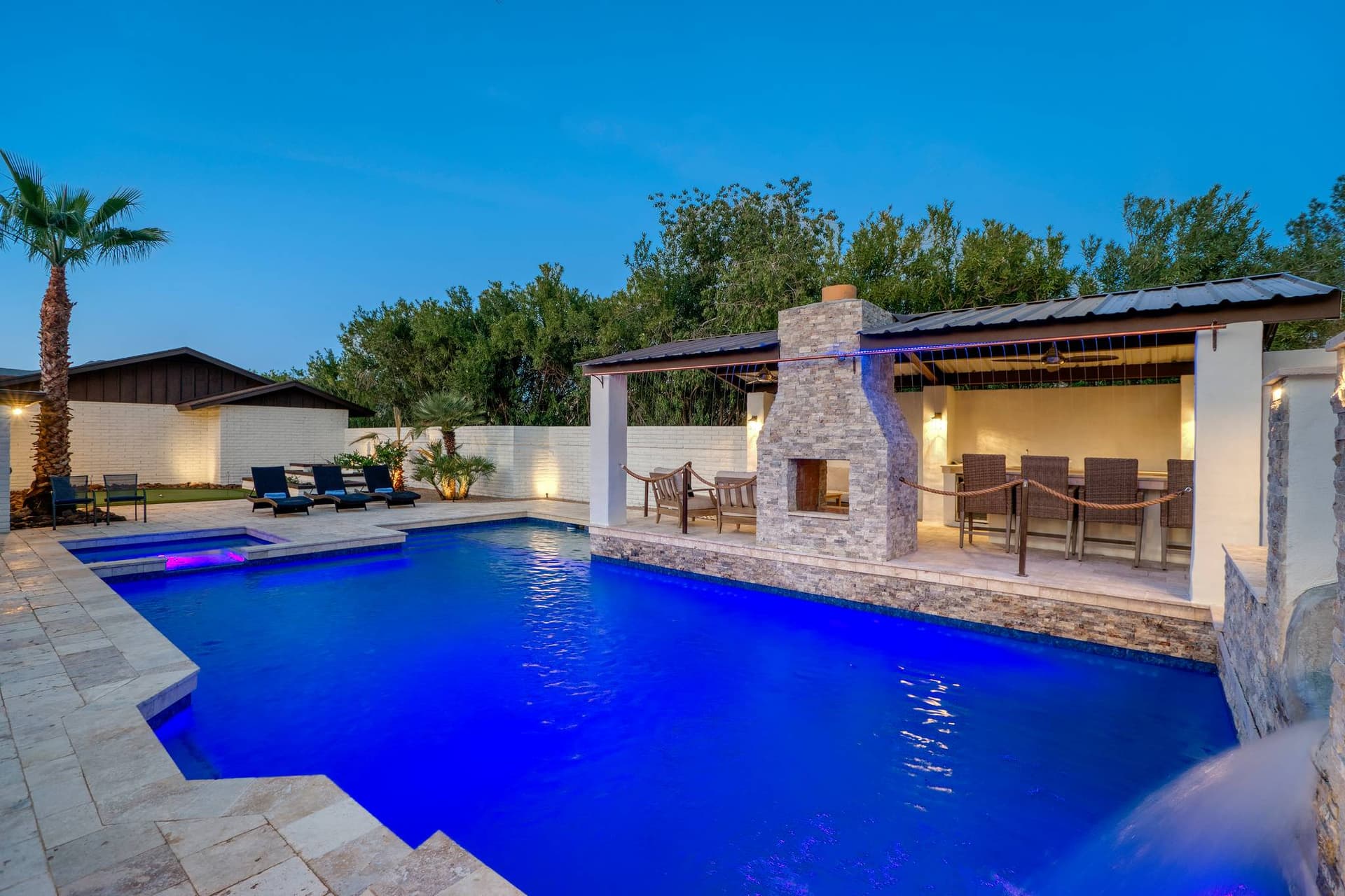 Desert Retreat - Image 9