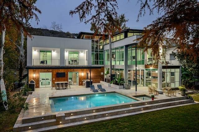 Emerald on Lake Austin - Image 9