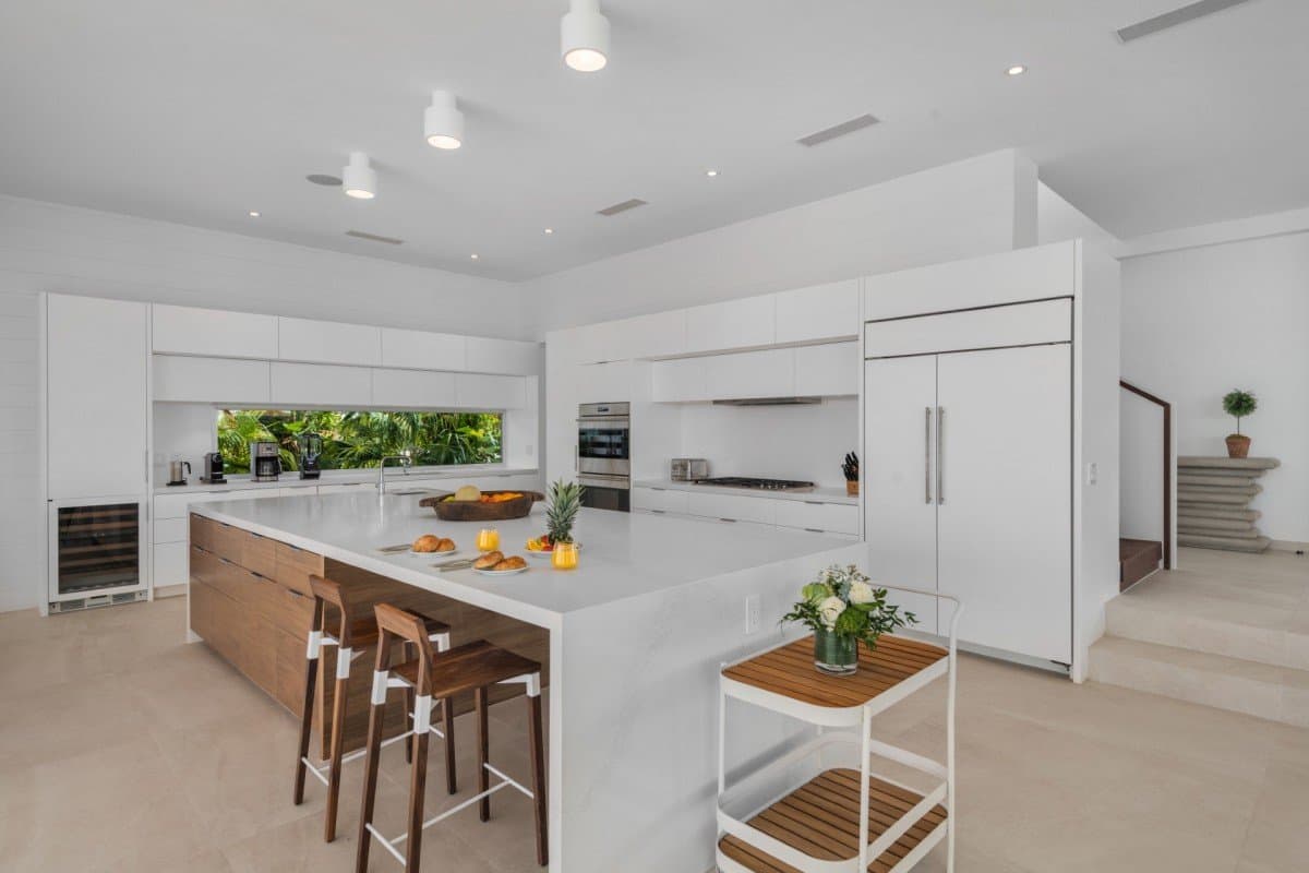 Grace Bay Five Bedroom Beachfront - Image 14