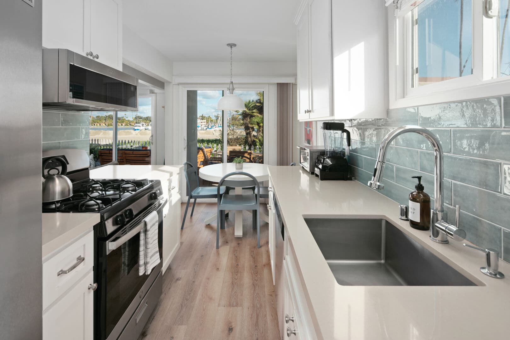 Surf and Bay  - Image 4