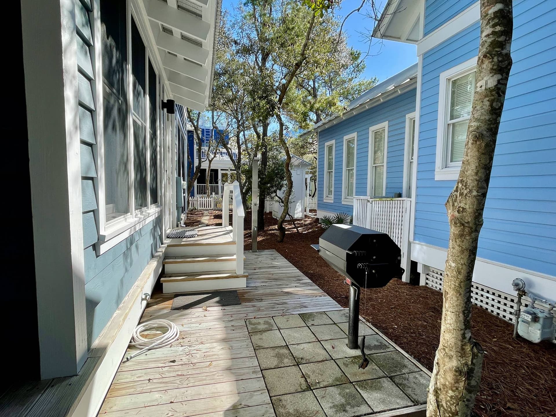 Blue Suede Home - Image 33