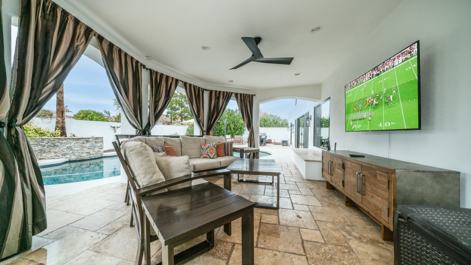 Spontaneous Desert Retreat - Image 30