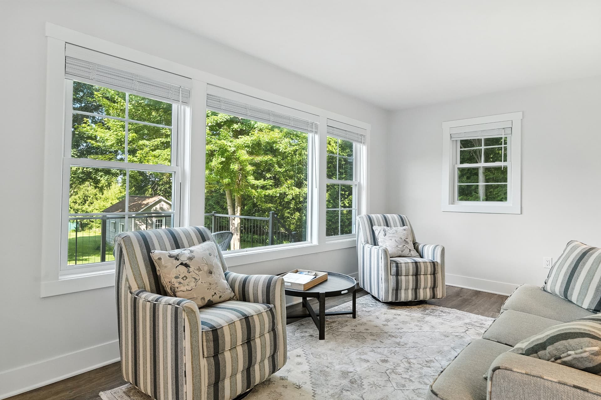 Thenell's Beach House - Image 19