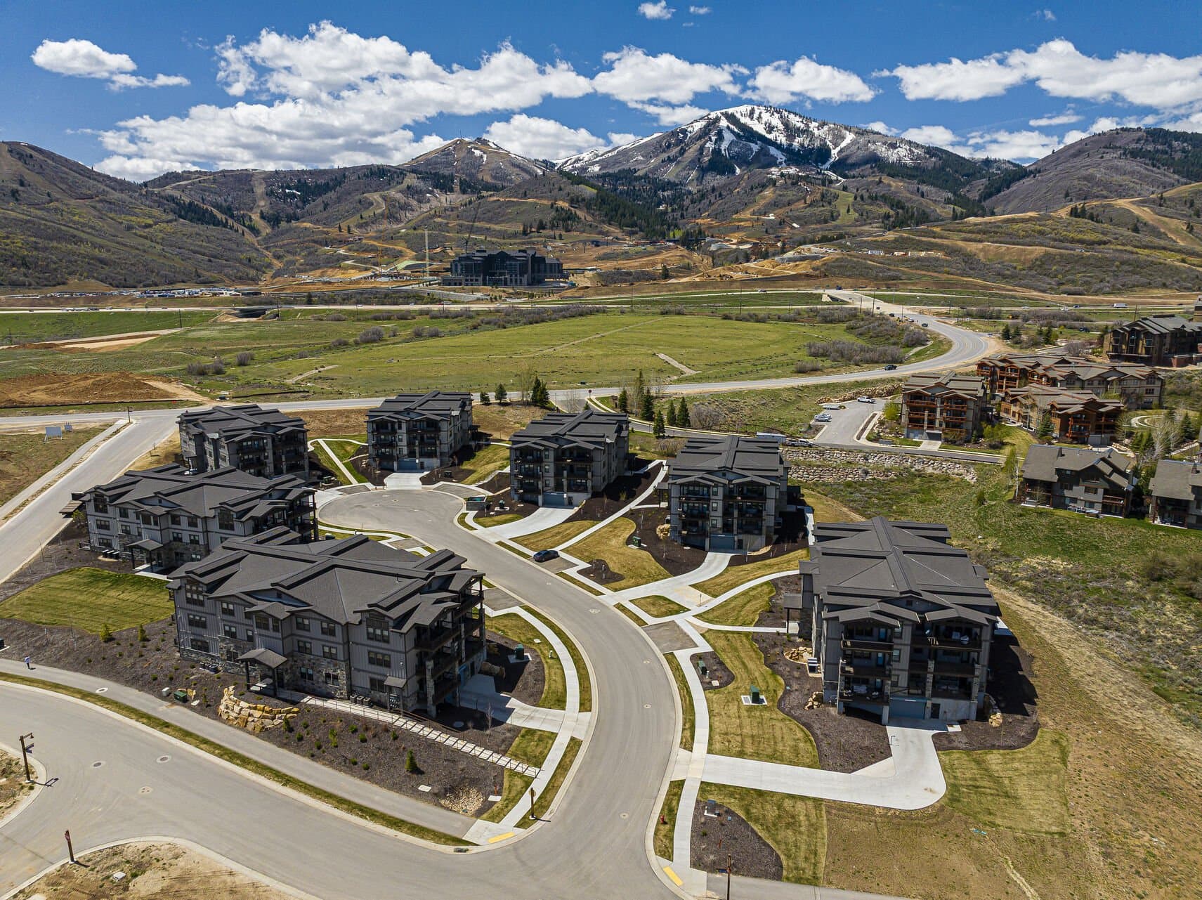 Mayflower Lakeside #45-304 - Image 3