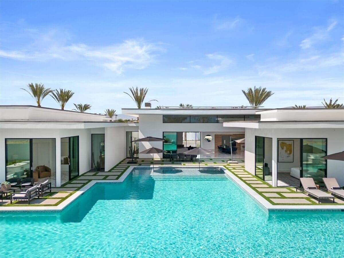 Bravo Villa #11 - Image 2