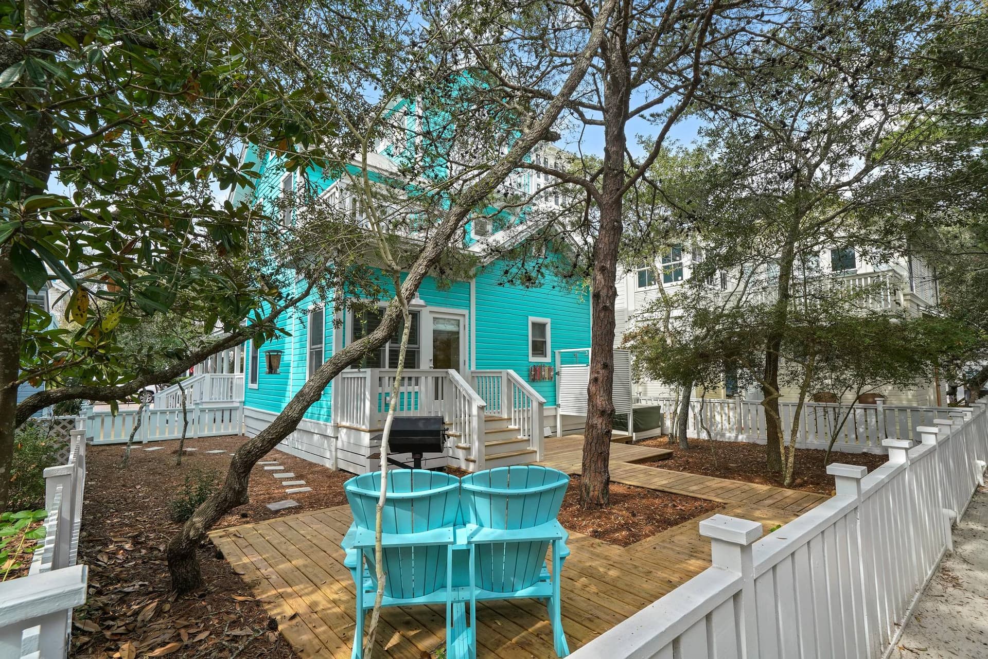 Salty Dogs House - Image 38