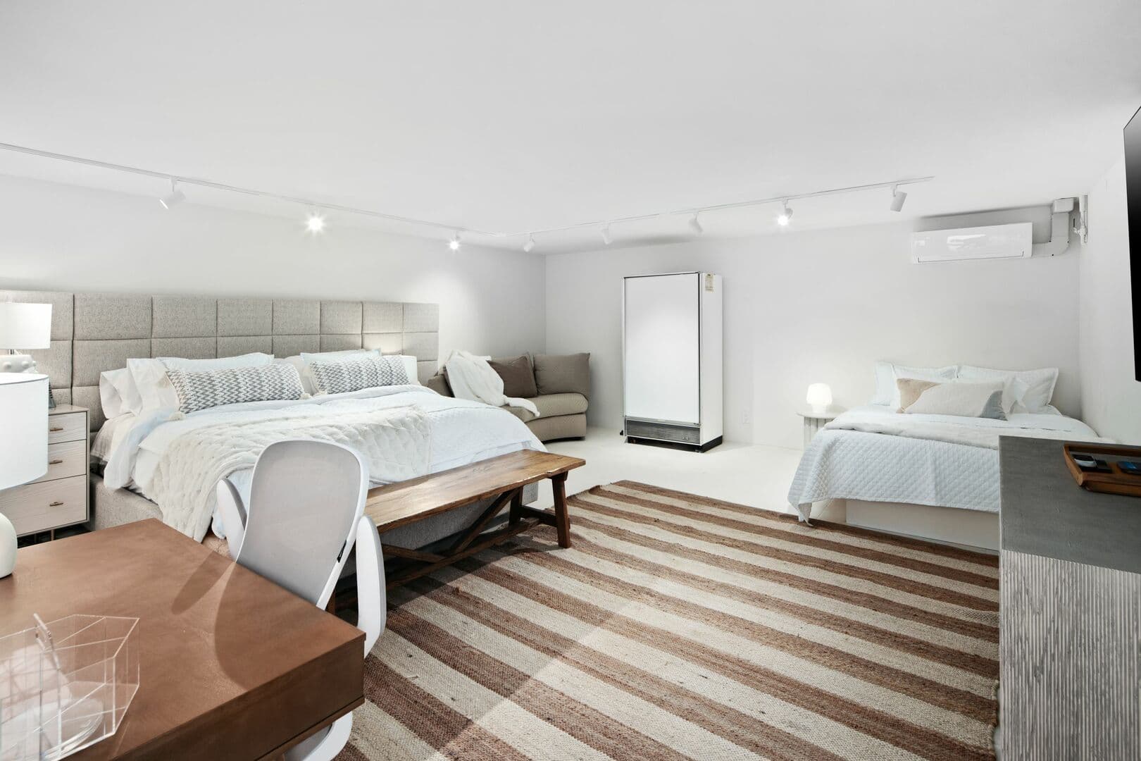 Neptune Estate - Image 32