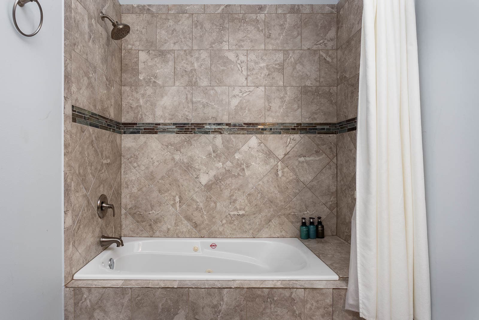 Main Street Manor - Image 16