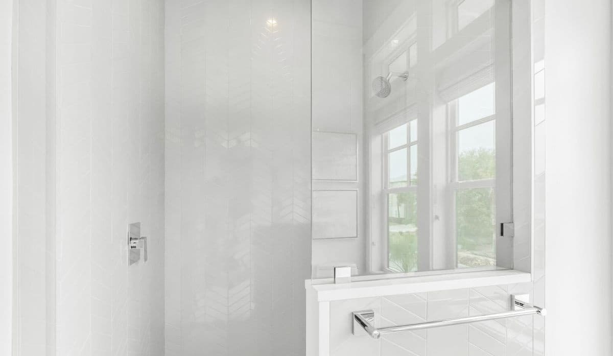 Sapphire Shores - Image 41