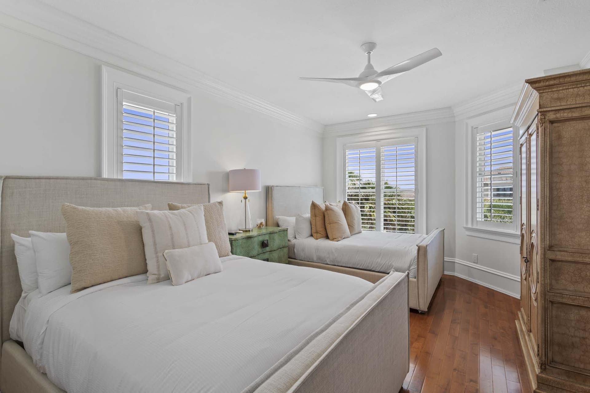 Kings View Manor - Image 16