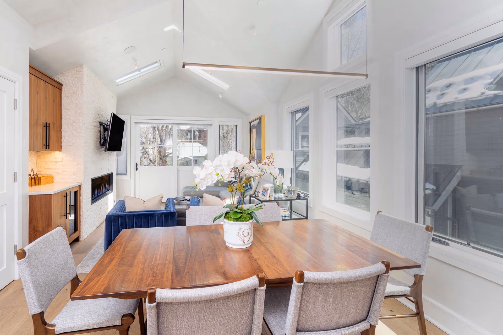 Mountain Air Escape - Image 5