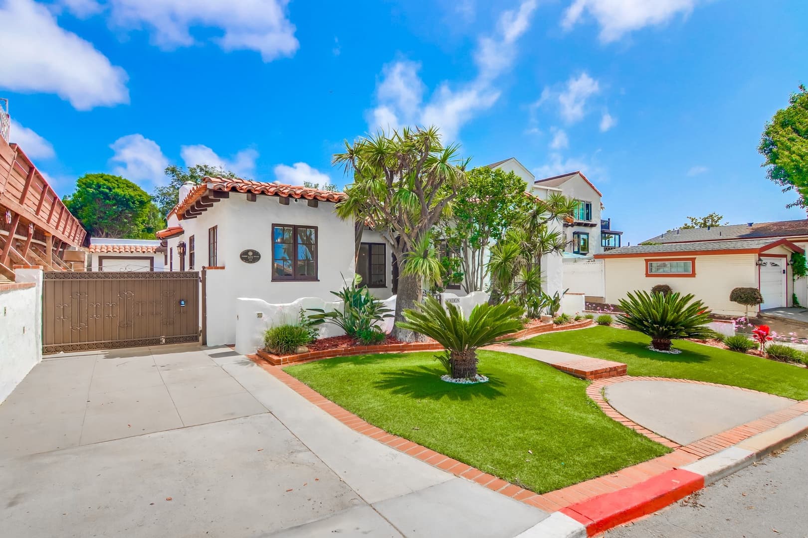 Casa de Mariposa Home - Image 3