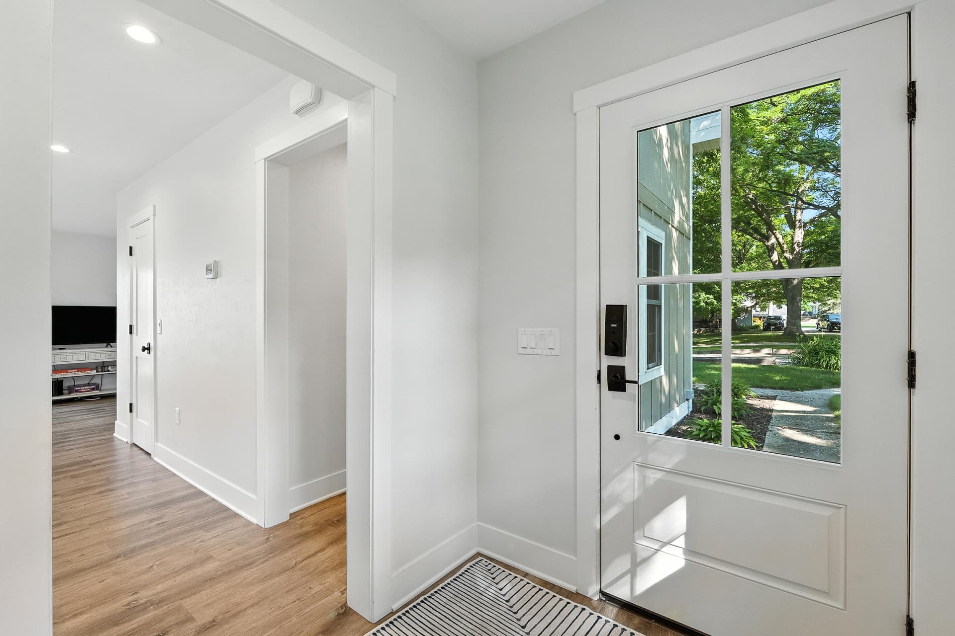 Thenell's Beach House - Image 7