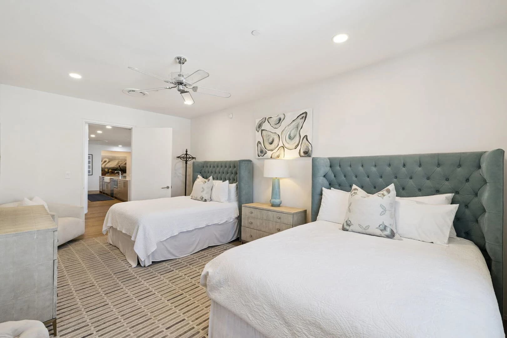 Viridian Penthouse #402 - Image 24