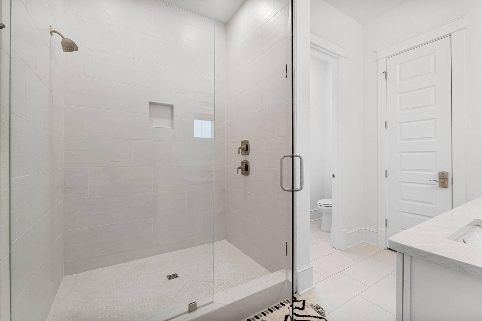 Palm Tree Paradise - Image 17