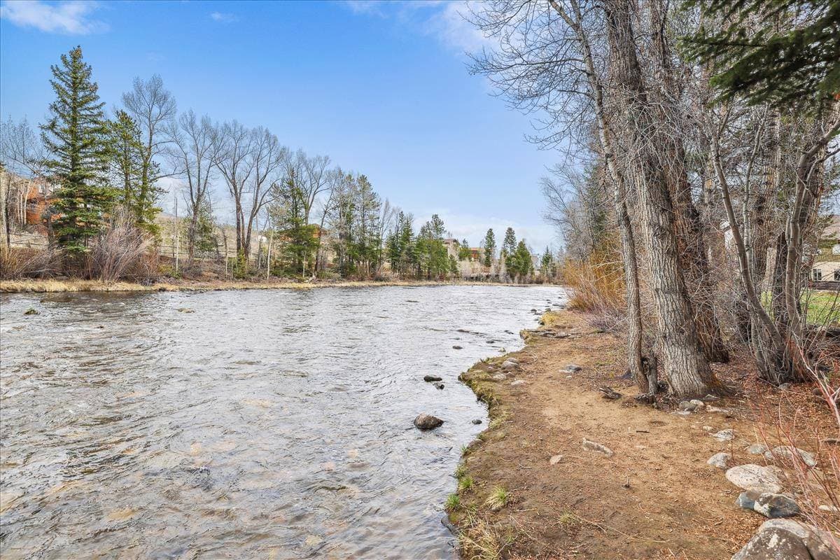 River West #522 - Image 38