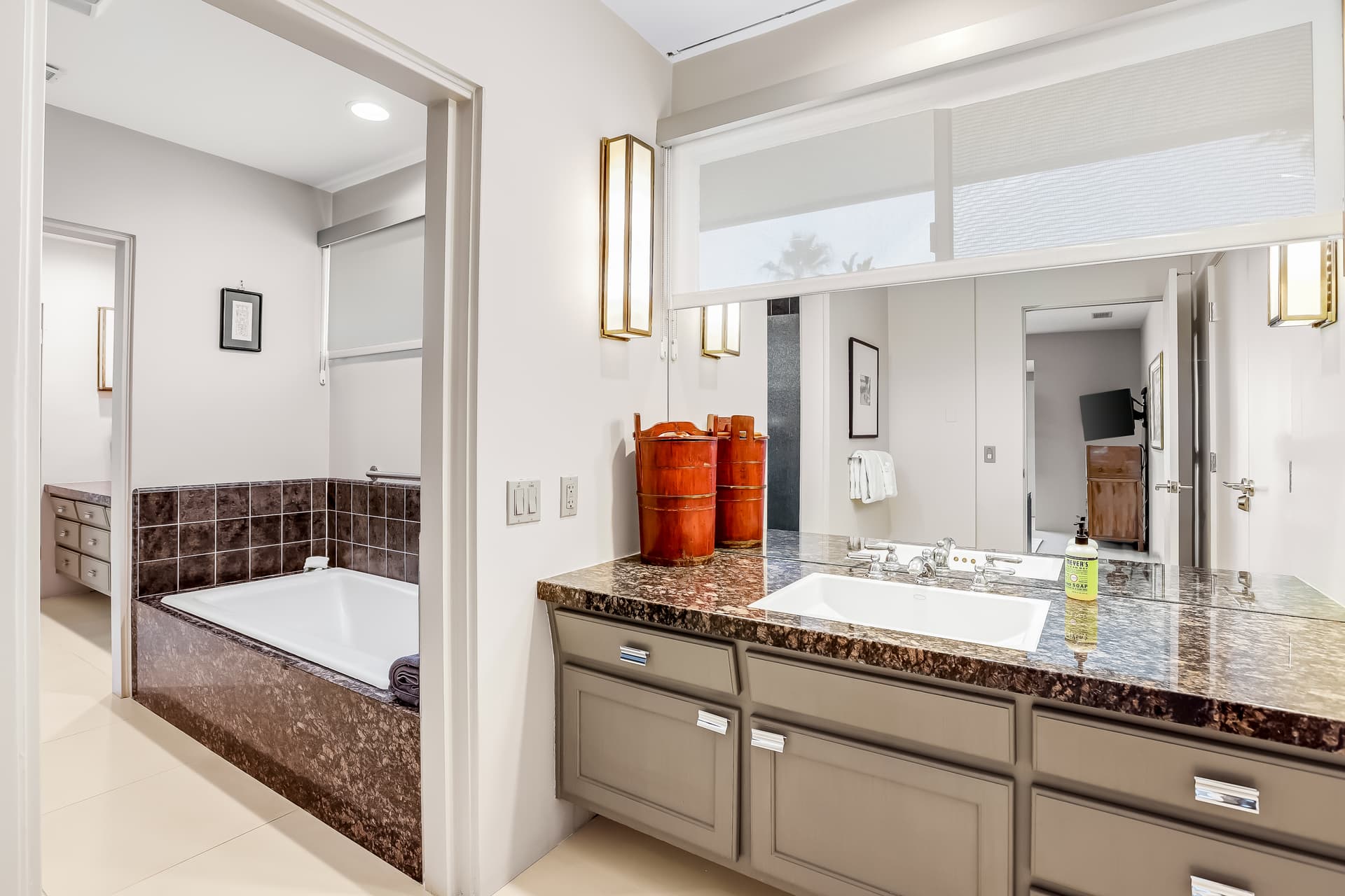 Palm Springs Perfection Manor - Image 22