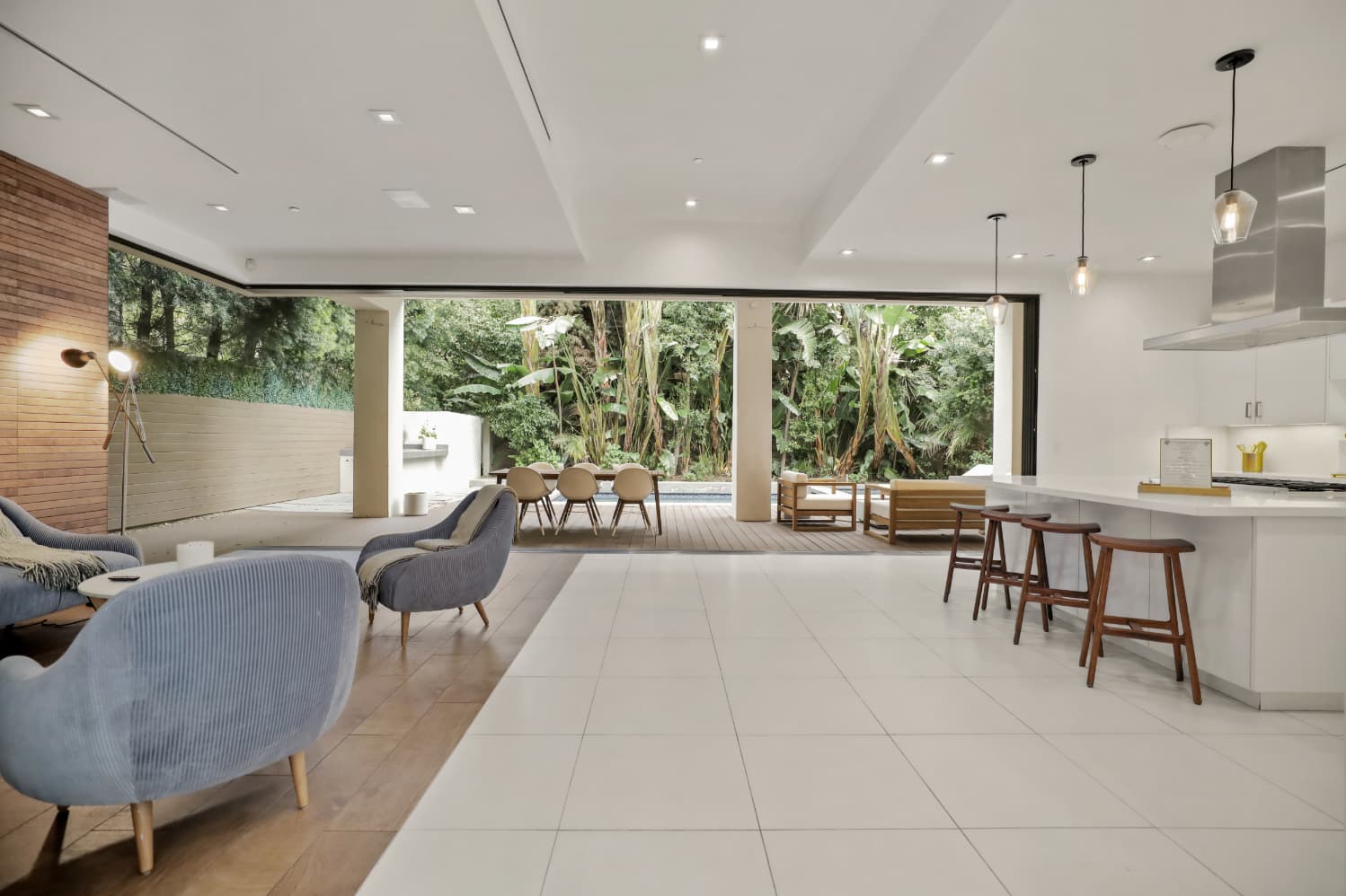 Crescent Heights - Image 11