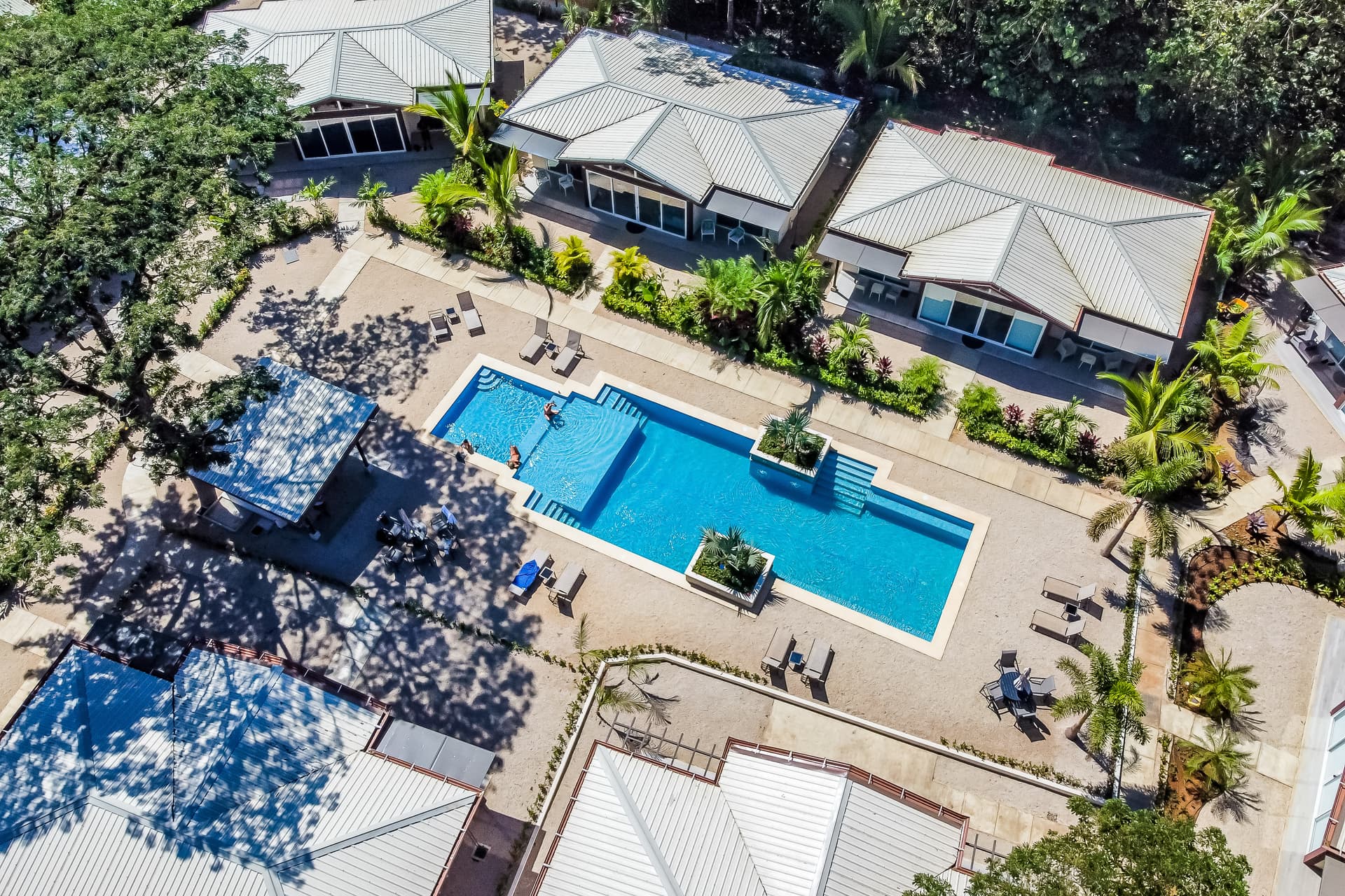 The Point Residence 5 - Image 35