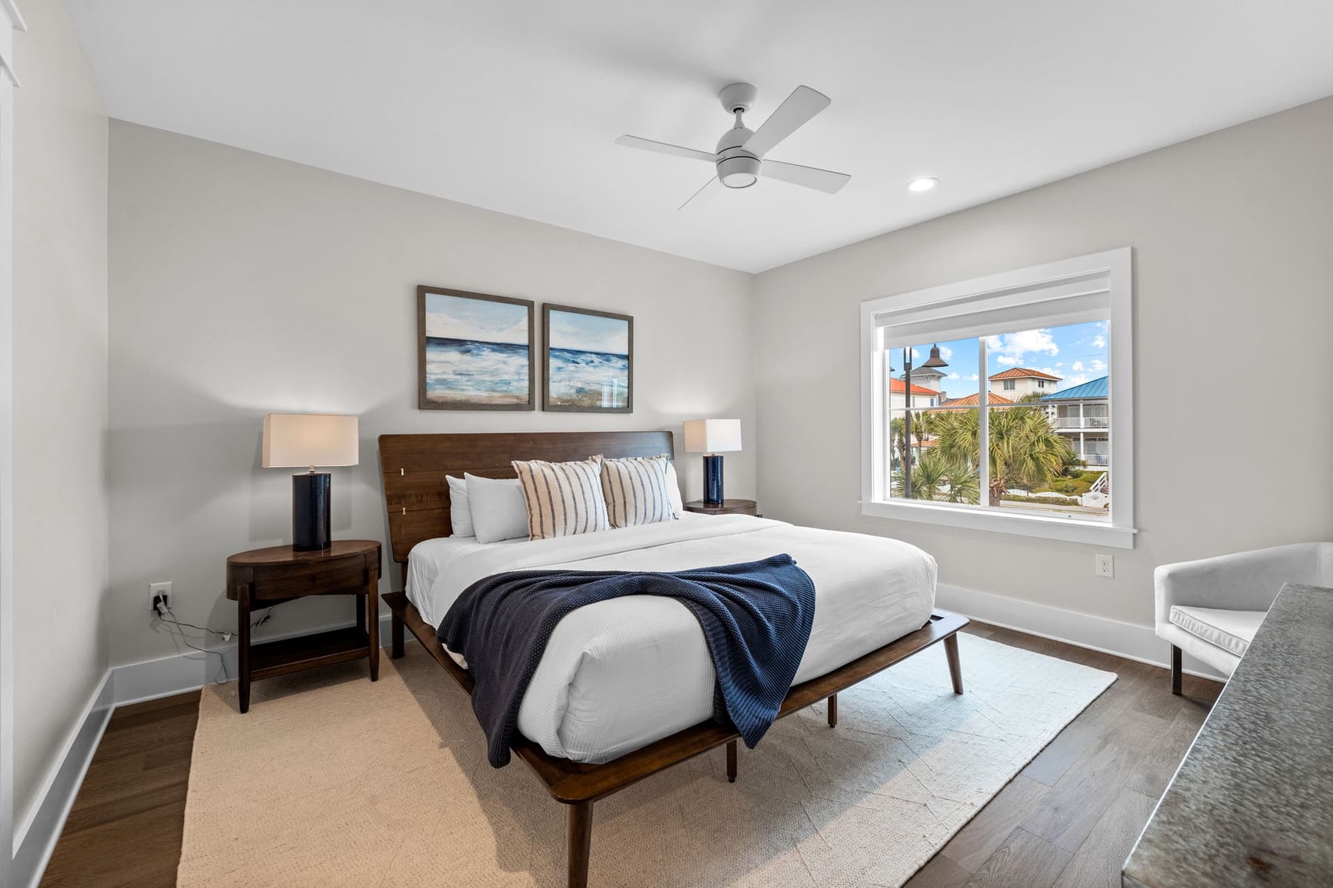 Beachside Haven - Image 26