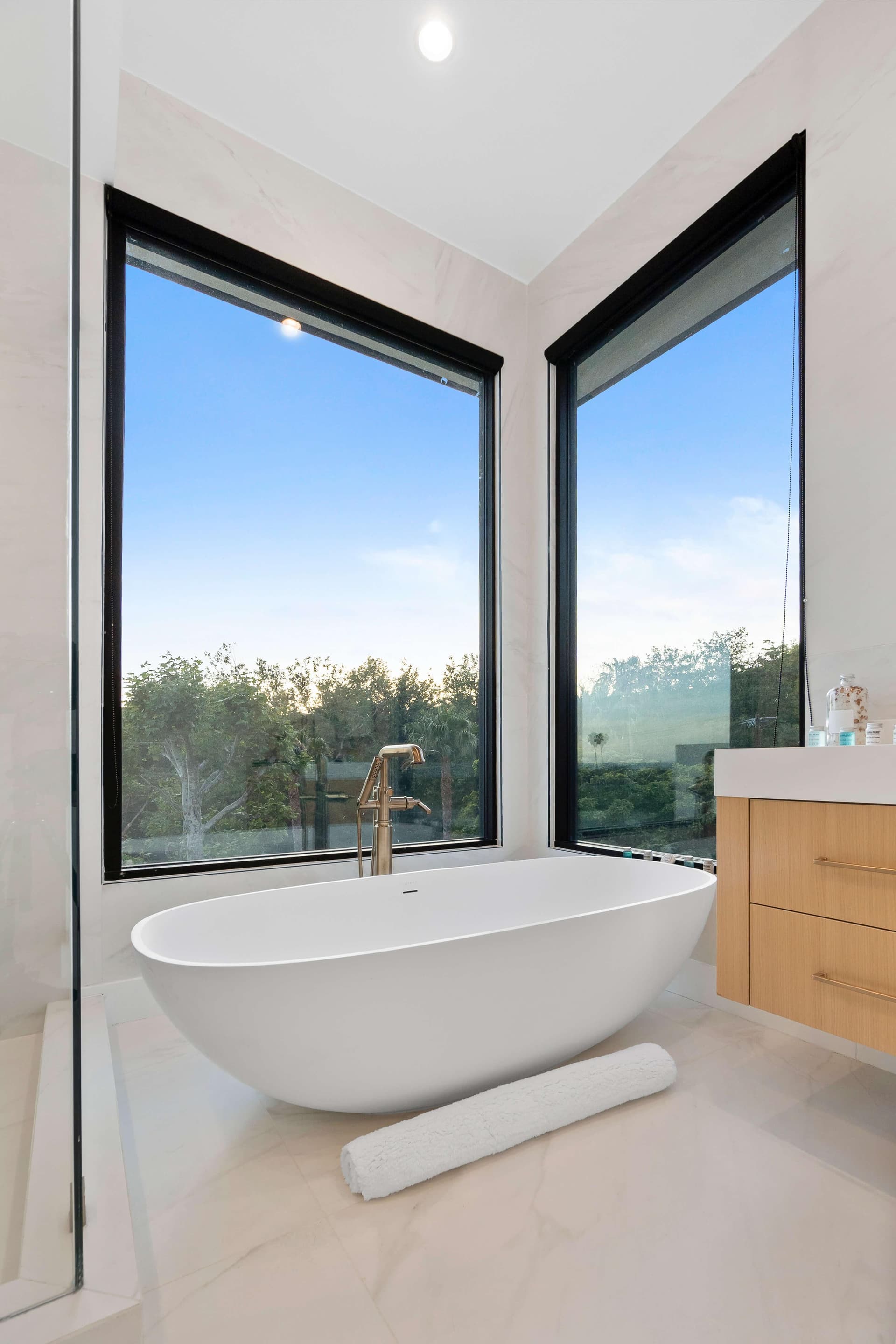 Sea Vista House  - Image 20