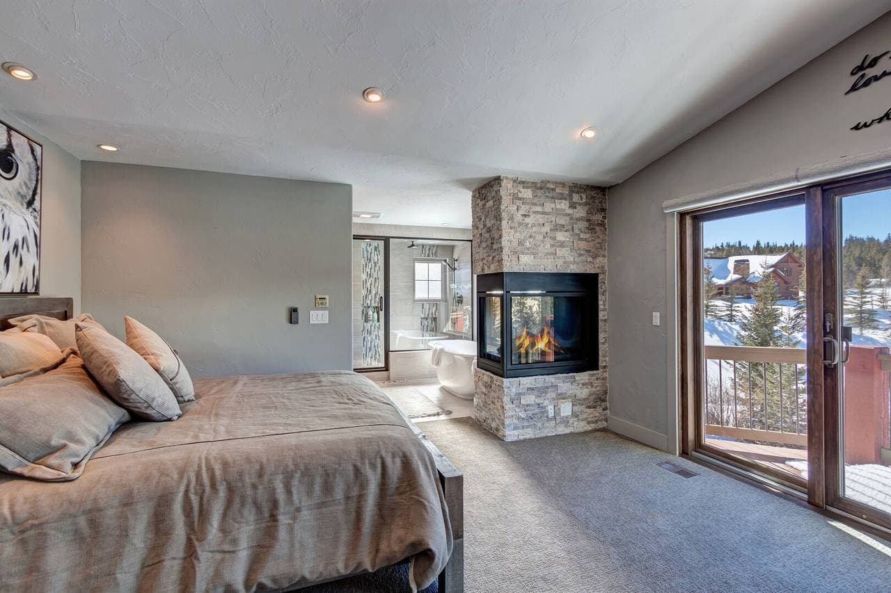 Creekside Escape - Image 15